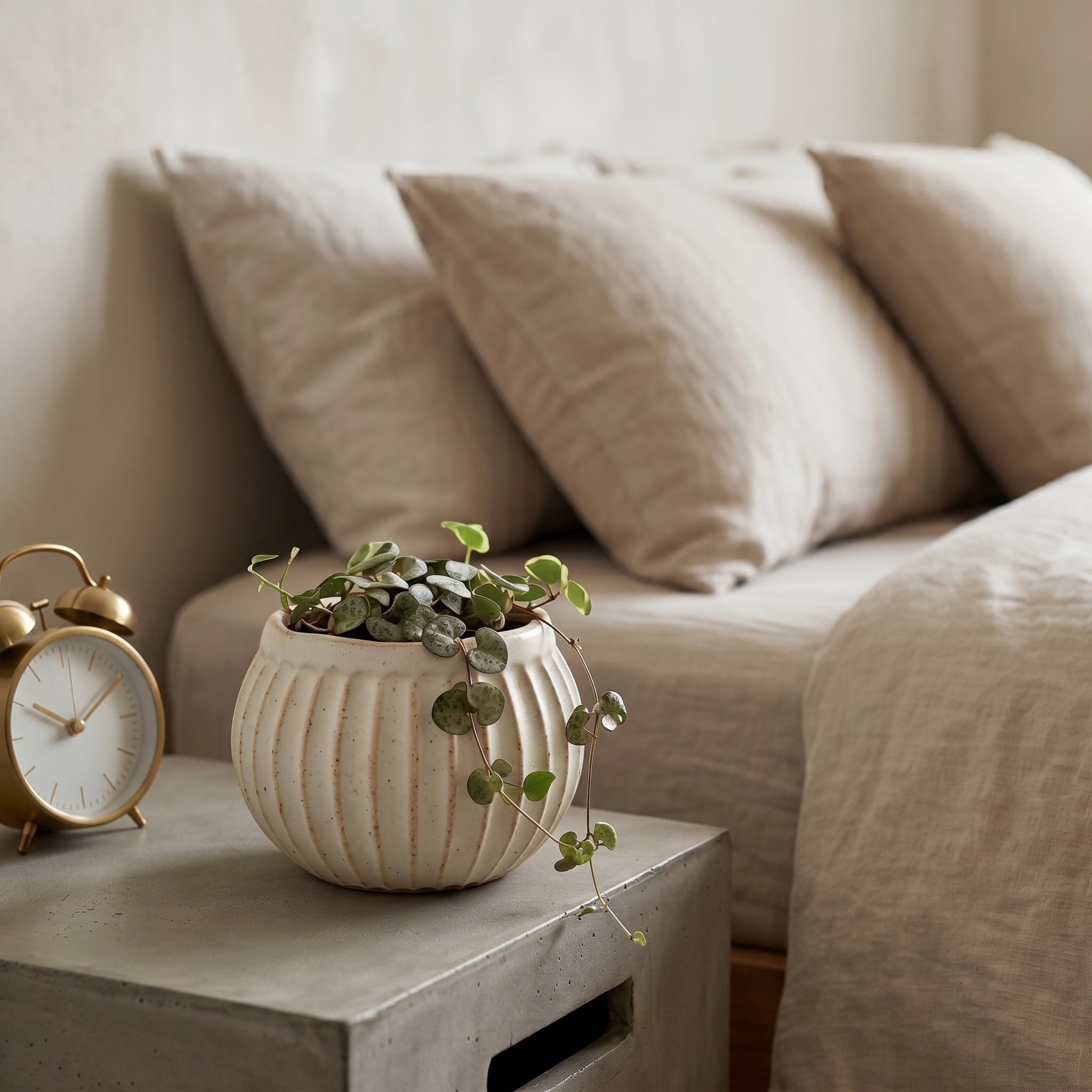 Organic Ribbed Speckled Stoneware Planter